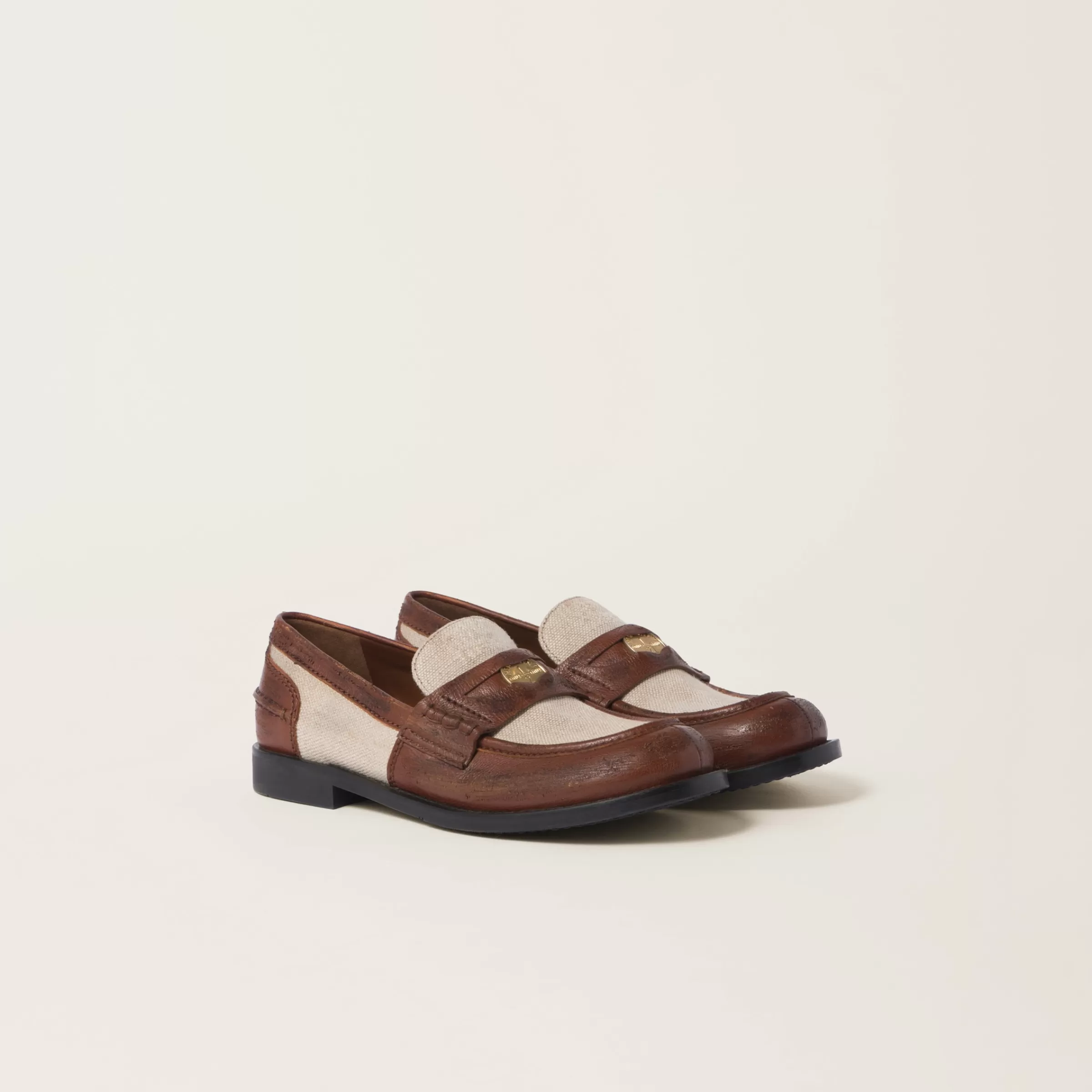 Leather and linen loafers>Miu Miu Fashion