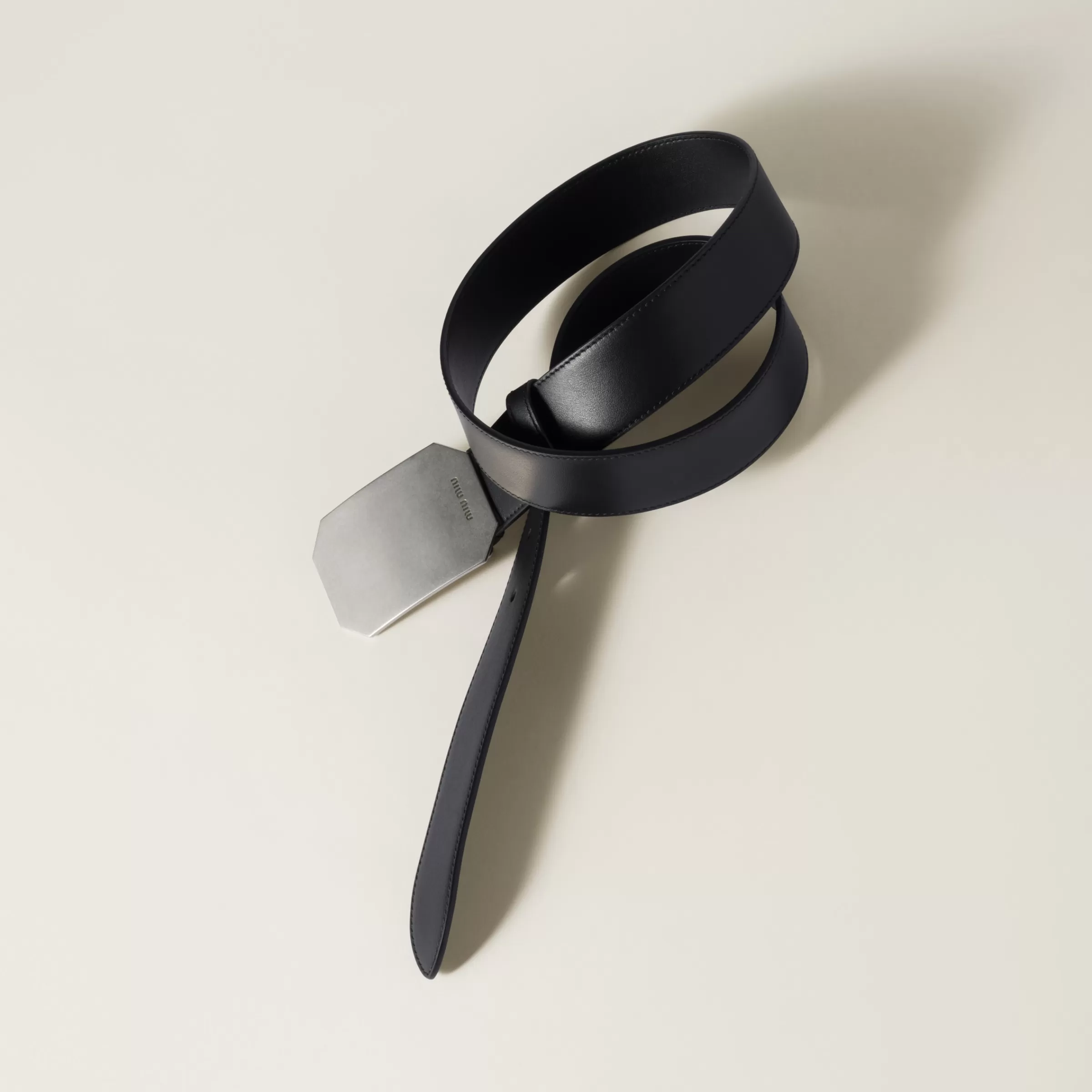 Leather belt>Miu Miu Shop