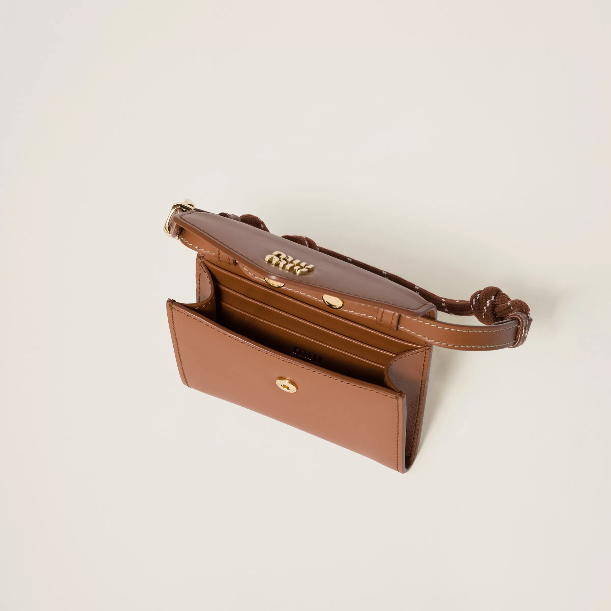 Leather shoulder wallet>Miu Miu Online