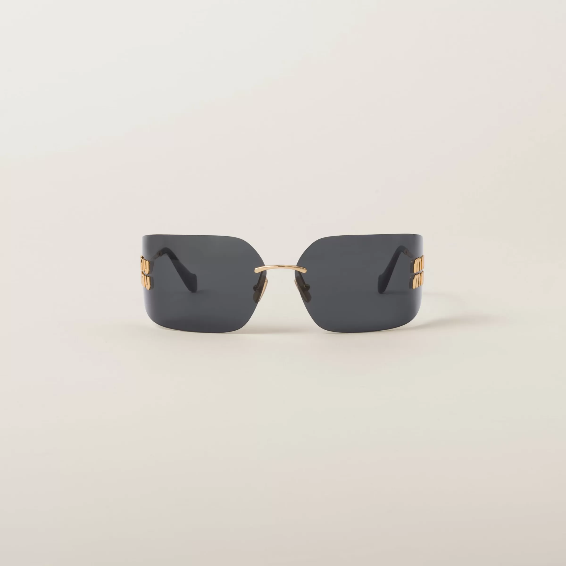 Runway sunglasses>Miu Miu Fashion