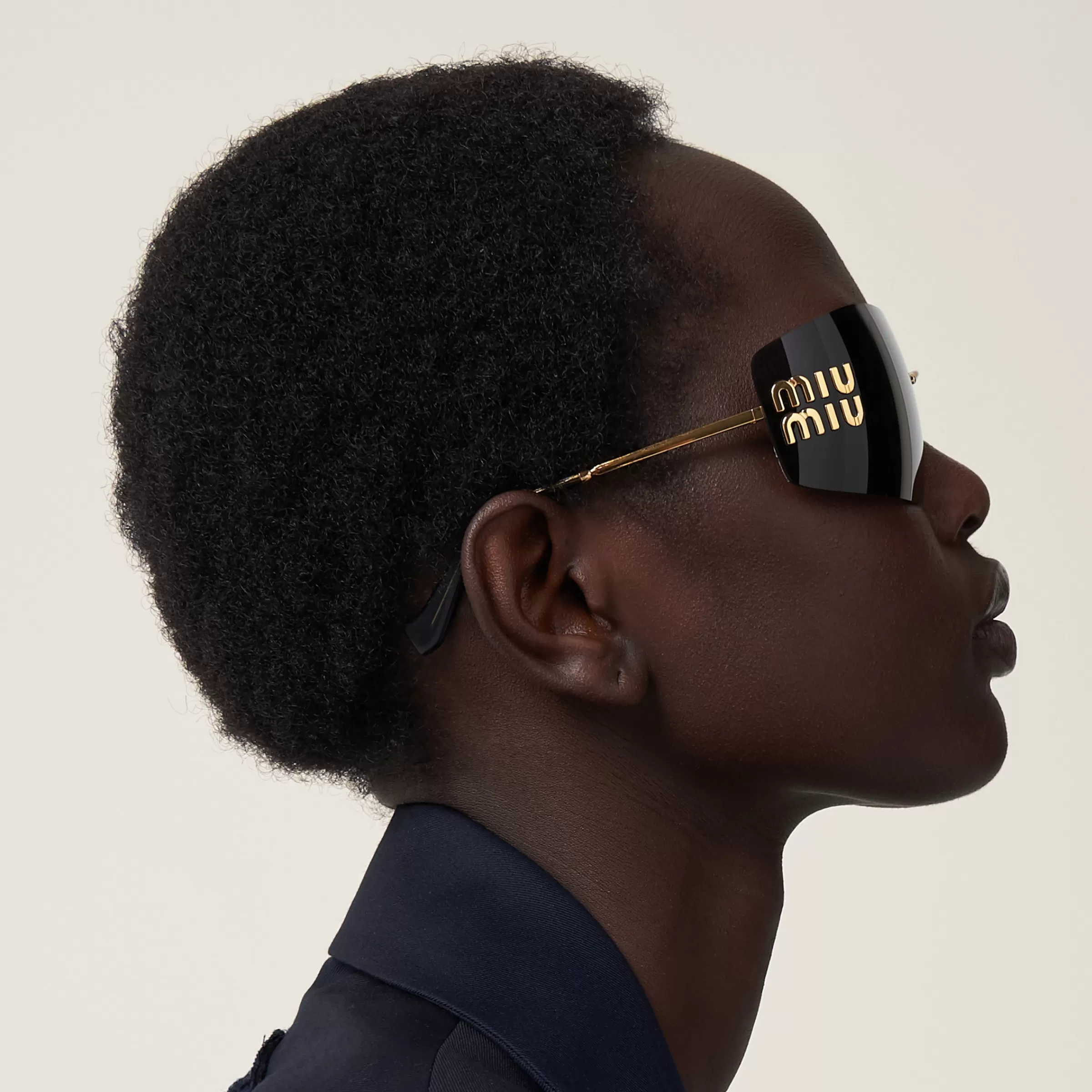 Runway sunglasses>Miu Miu Fashion