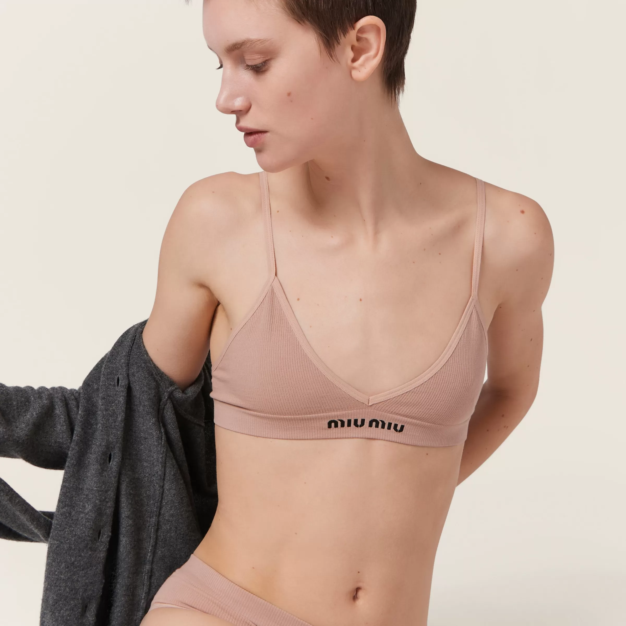 Seamless bra>Miu Miu Outlet