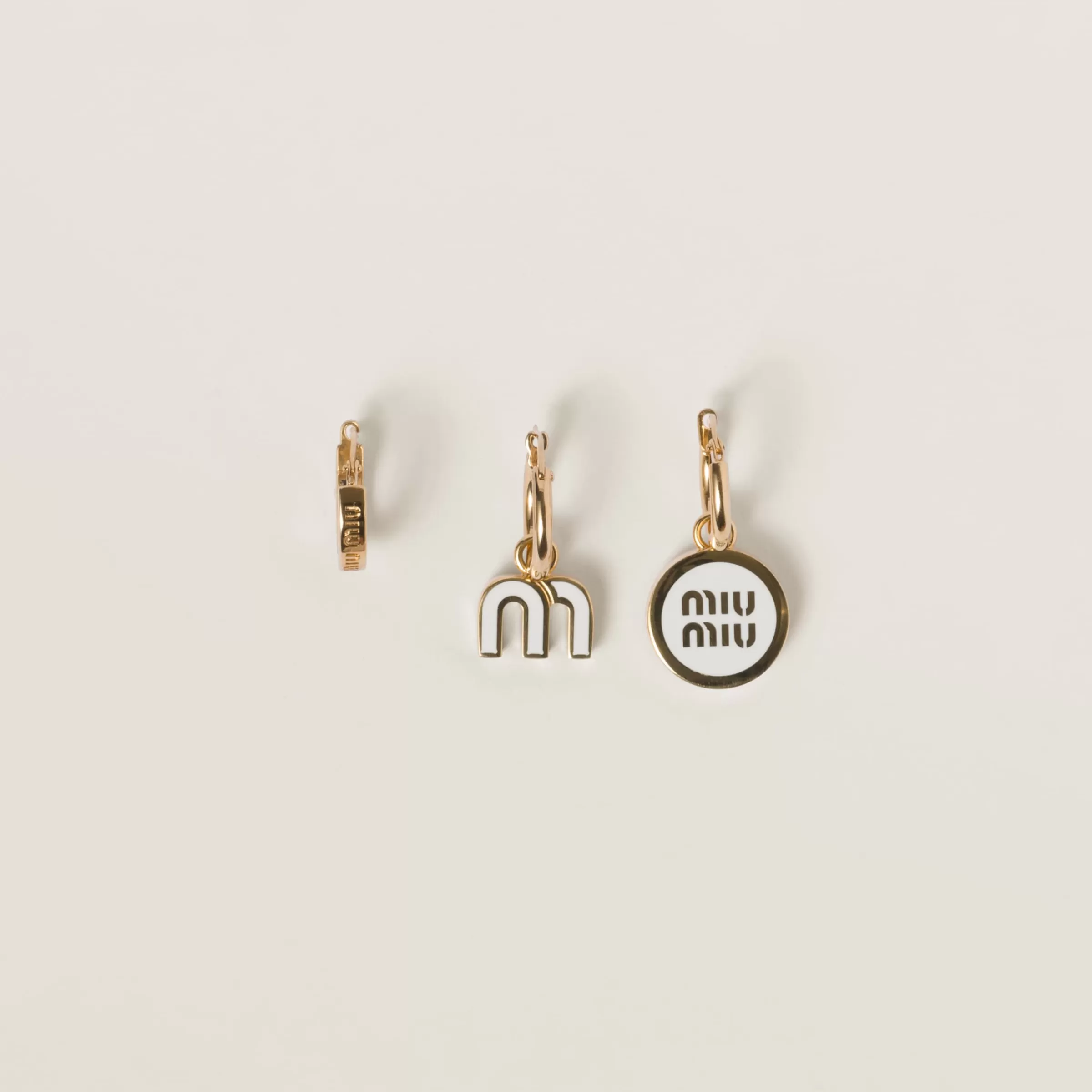 Set of enameled metal earrings>Miu Miu Shop