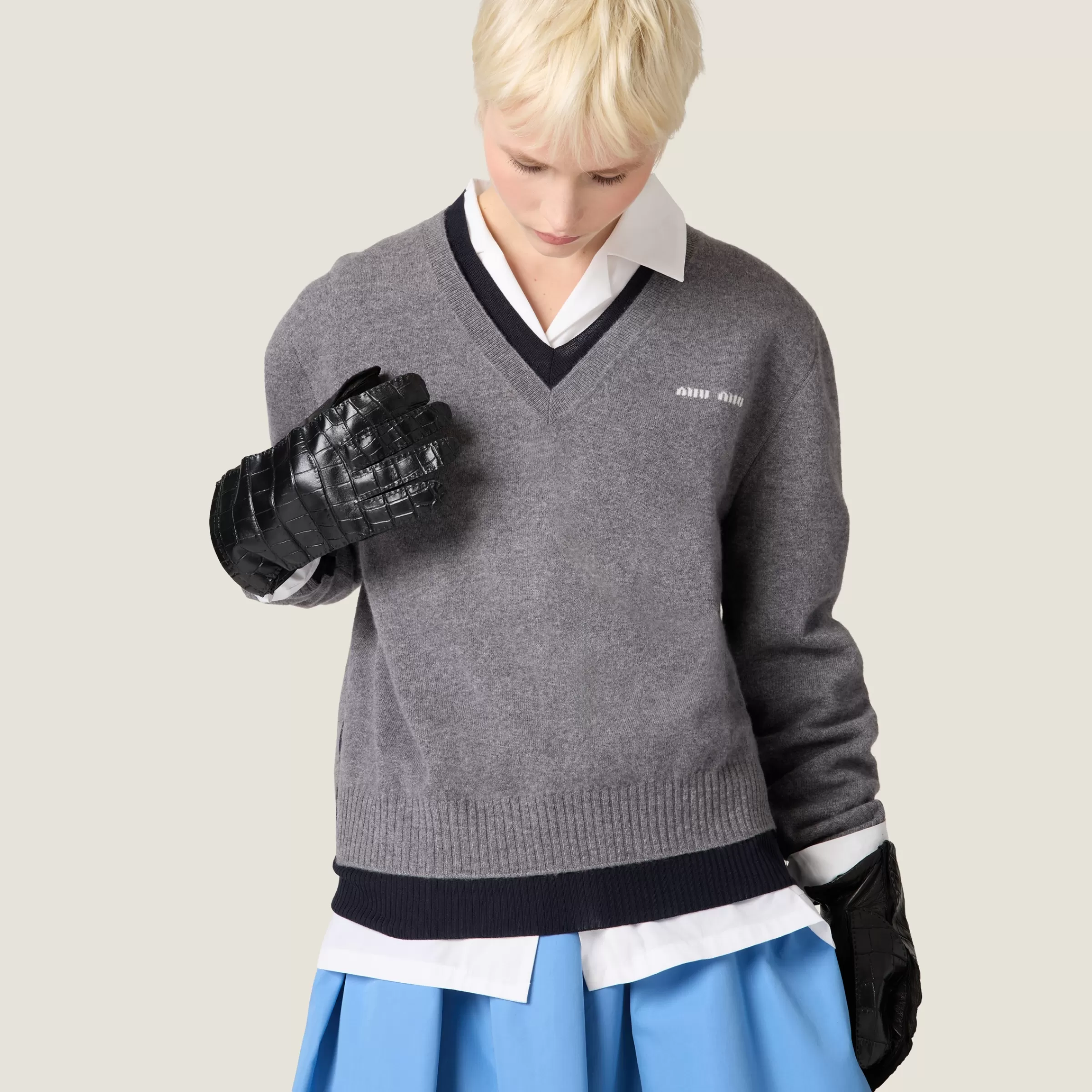 Silk and cashmere V-neck sweater>Miu Miu Best