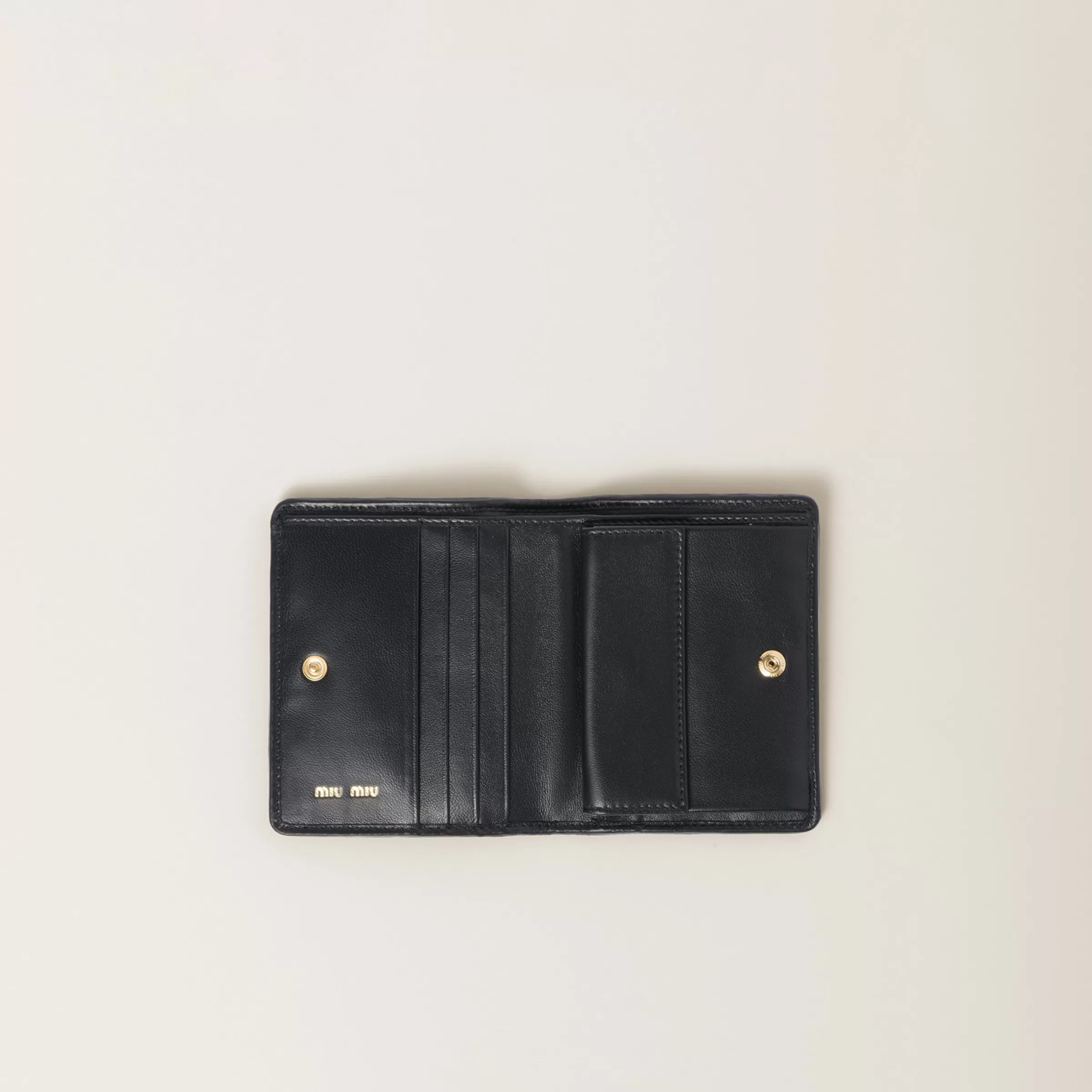 Small matelassé nappa leather wallet>Miu Miu Fashion