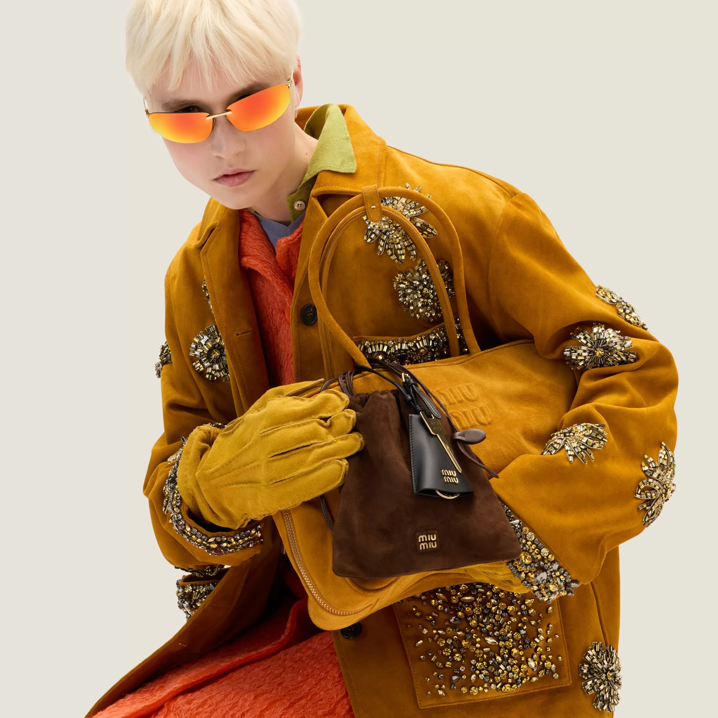 Suede pouch>Miu Miu Flash Sale