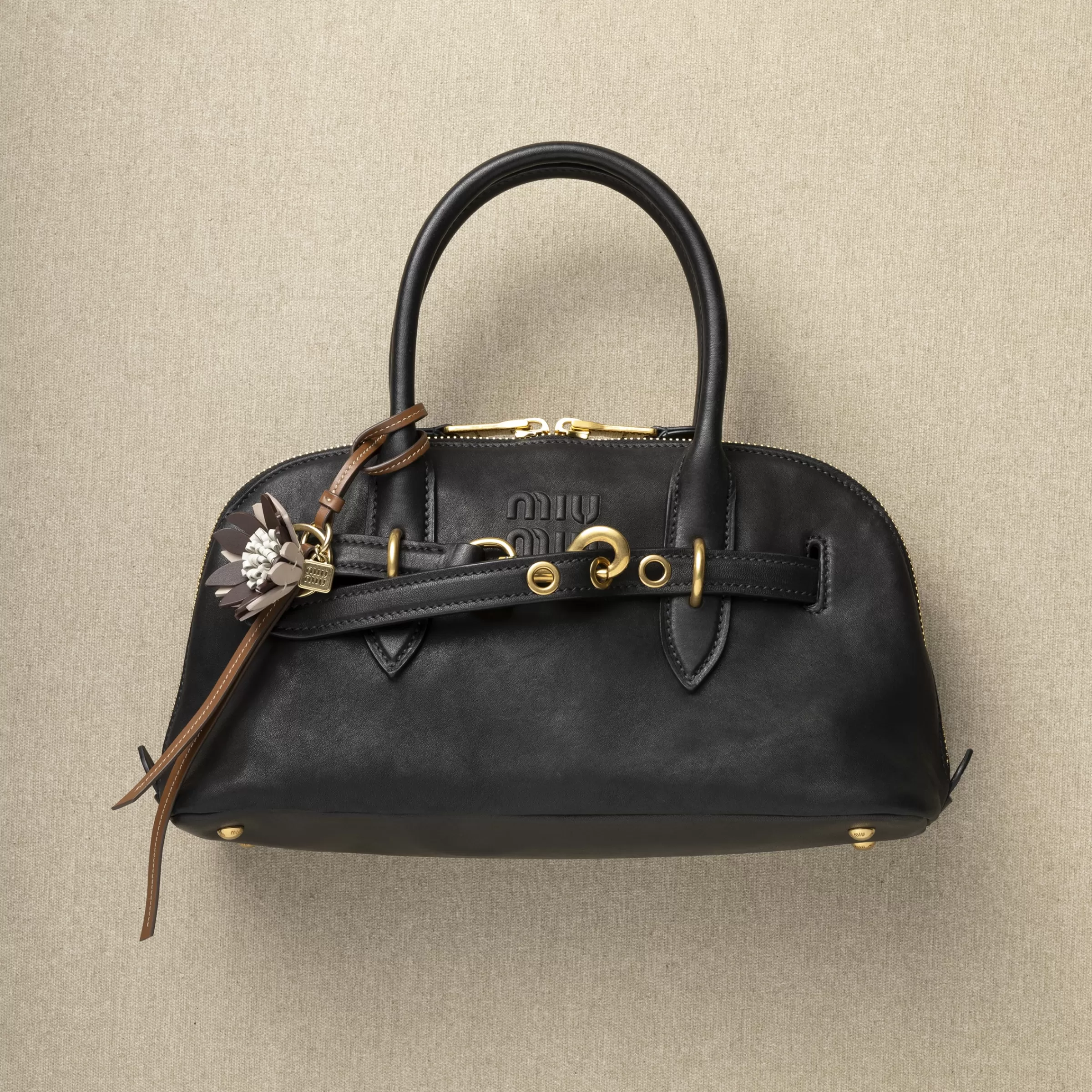 Trick leather keyring>Miu Miu Shop