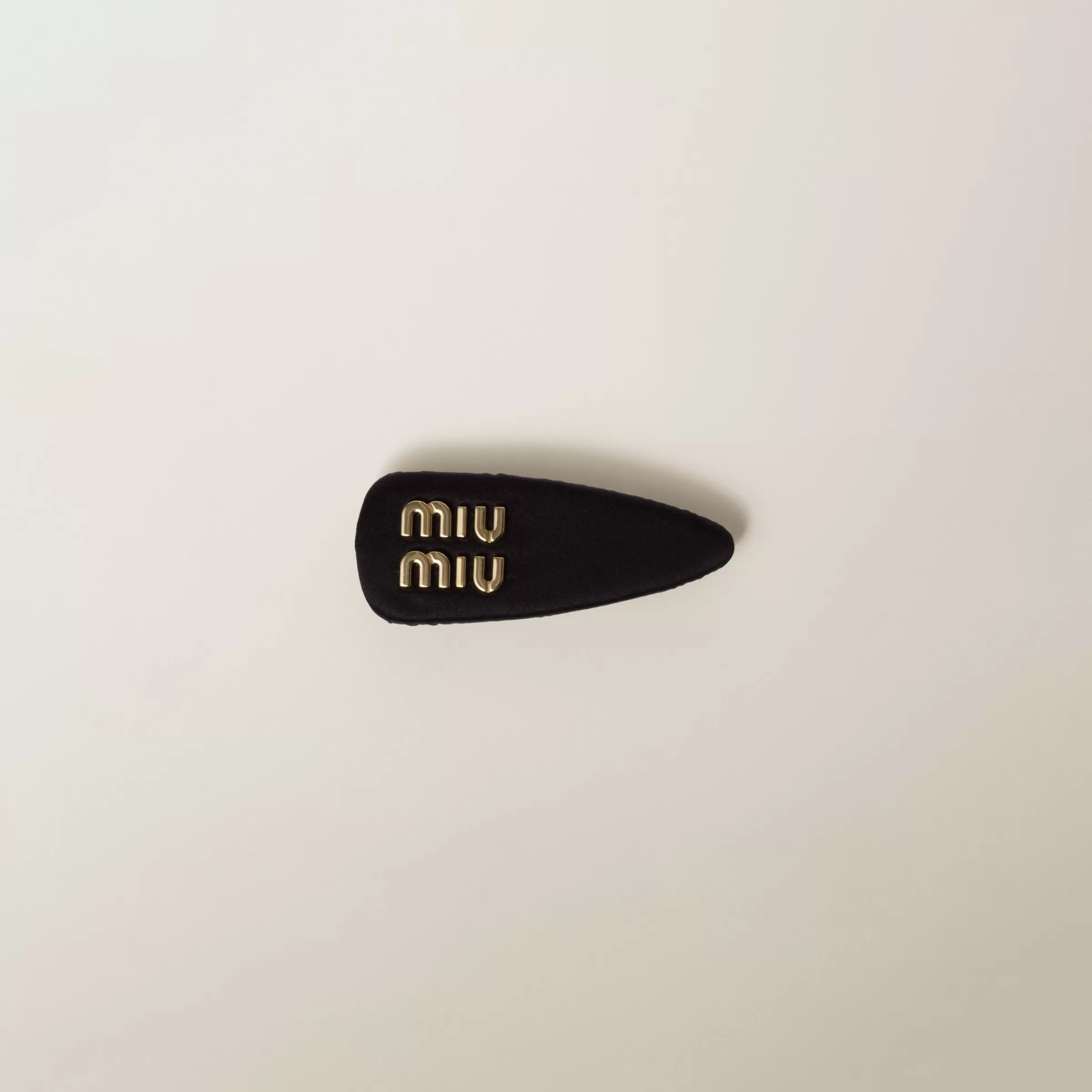 Velvet hair clip>Miu Miu Flash Sale