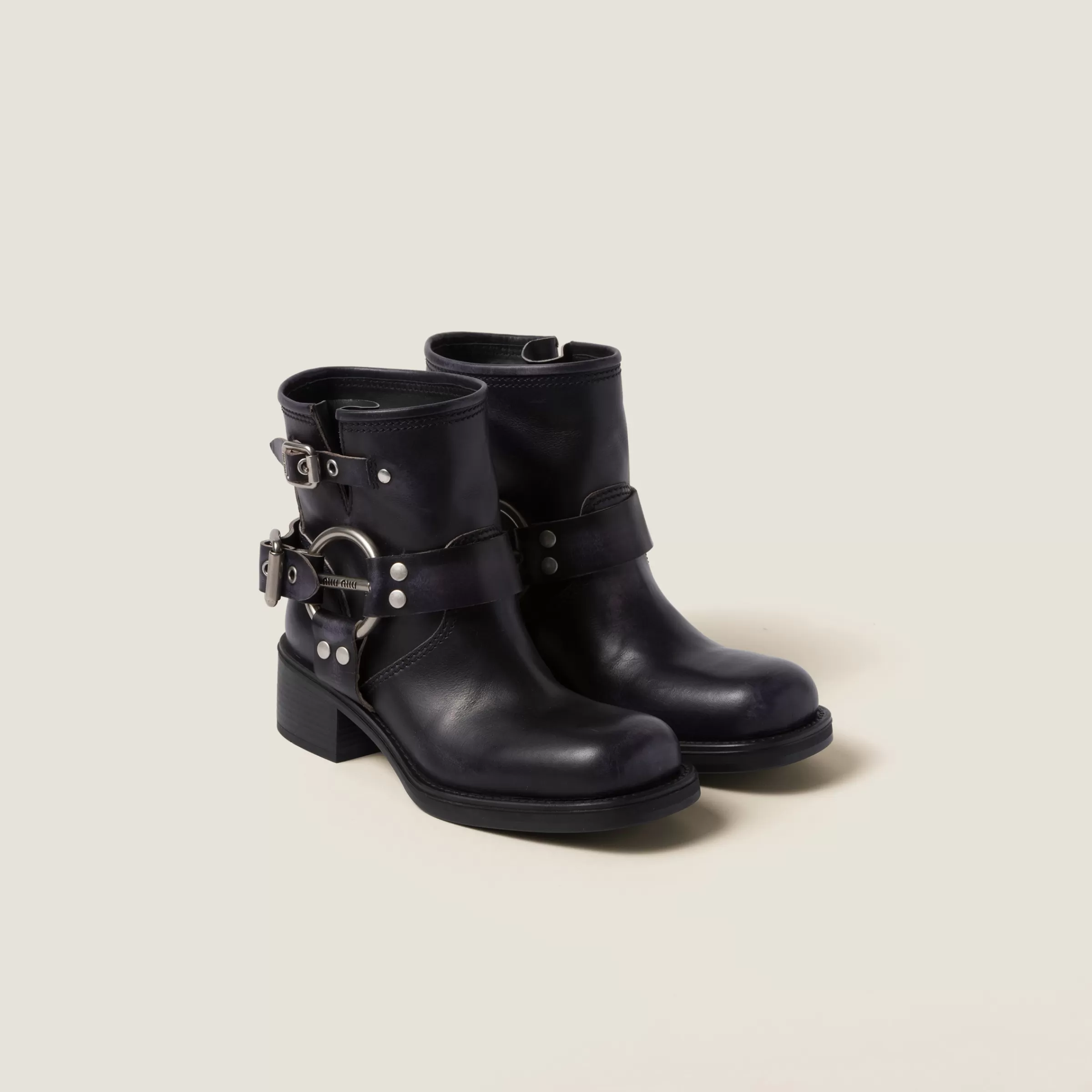 Vintage-look leather booties>Miu Miu Online
